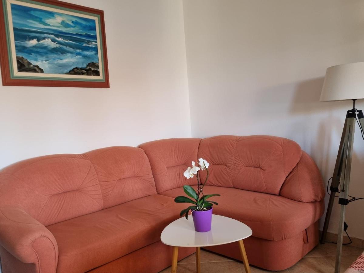 N&G Apartments 로비니 외부 사진